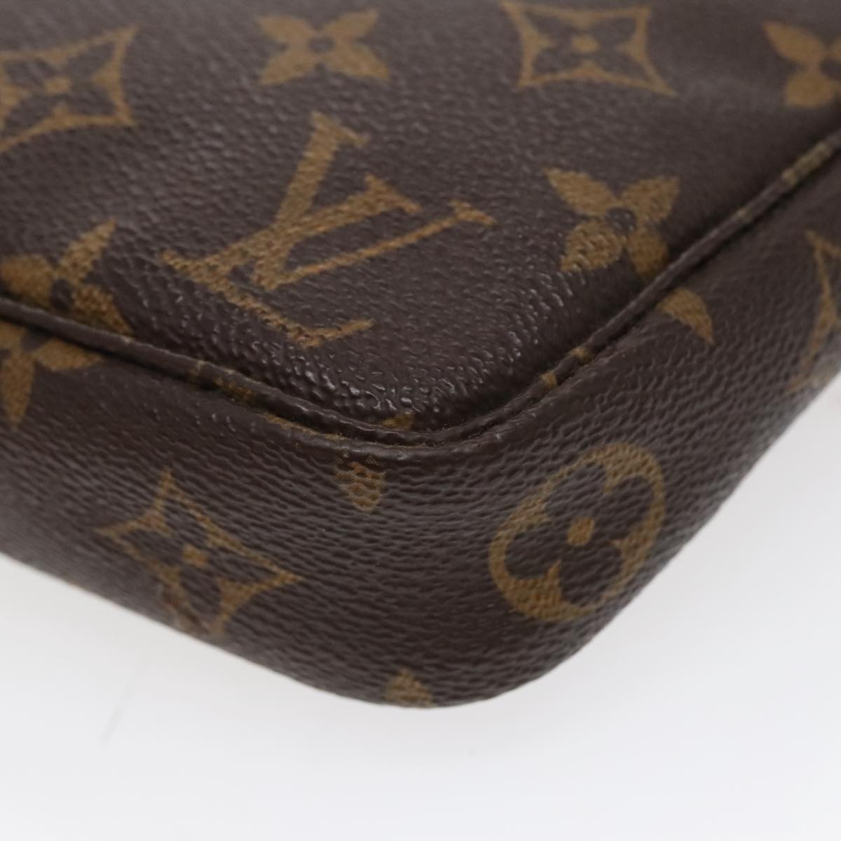 LOUIS VUITTON Monogram Pochette Accessoires Pouch M51980 LV Auth 96275