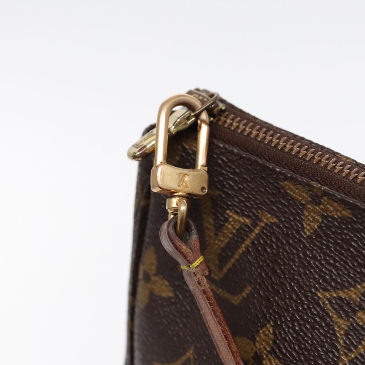 LOUIS VUITTON Monogram Pochette Accessoires Pouch M51980 LV Auth 96275