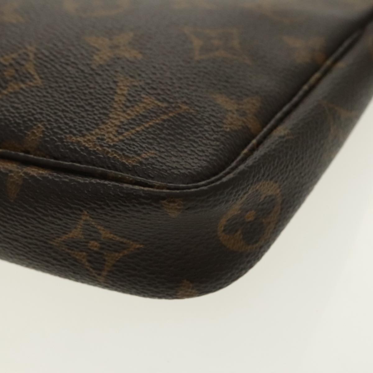 LOUIS VUITTON Monogram Pochette Accessoires Pouch M51980 LV Auth 96362