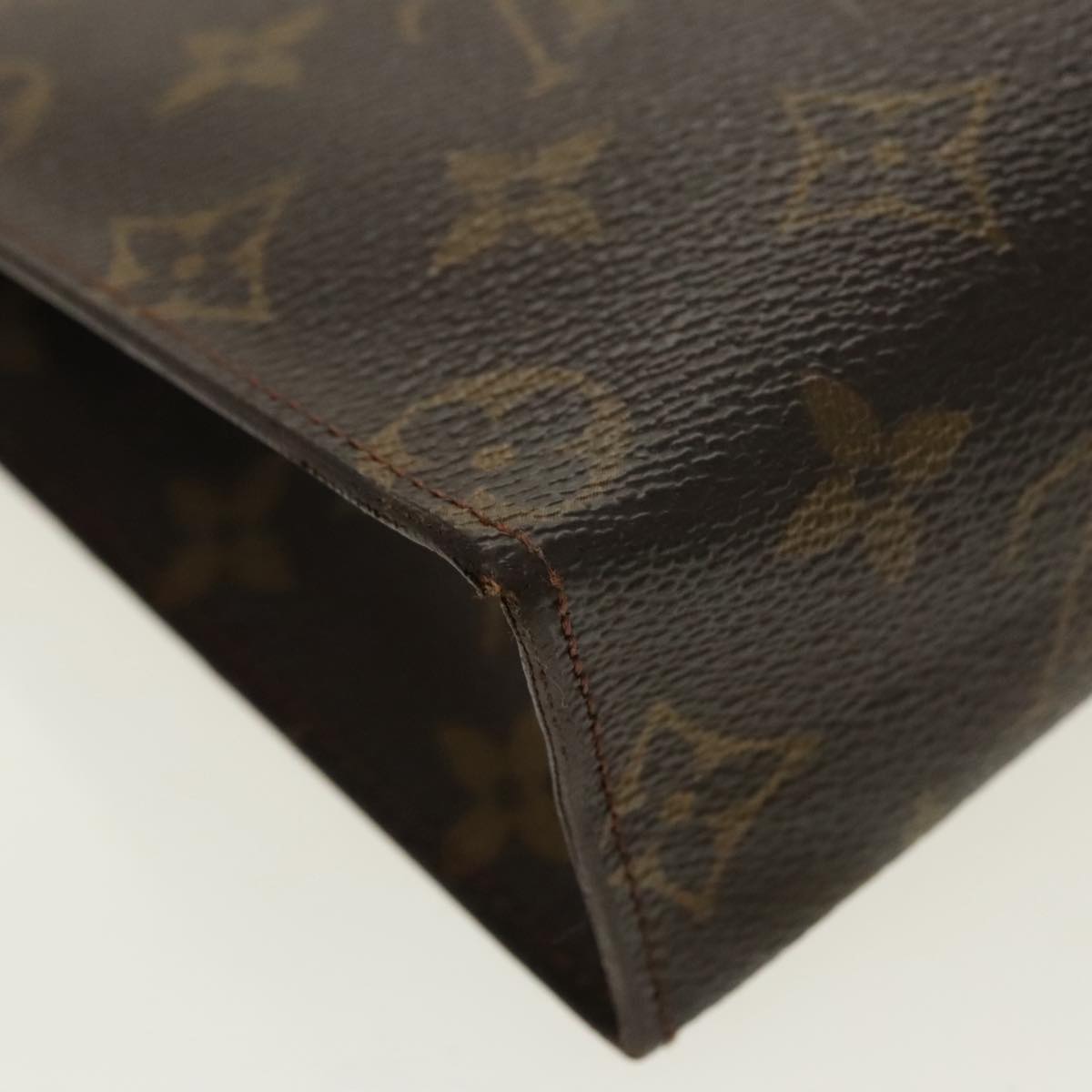 LOUIS VUITTON Monogram Poche Toilette 26 Pouch M47542 LV Auth 96370