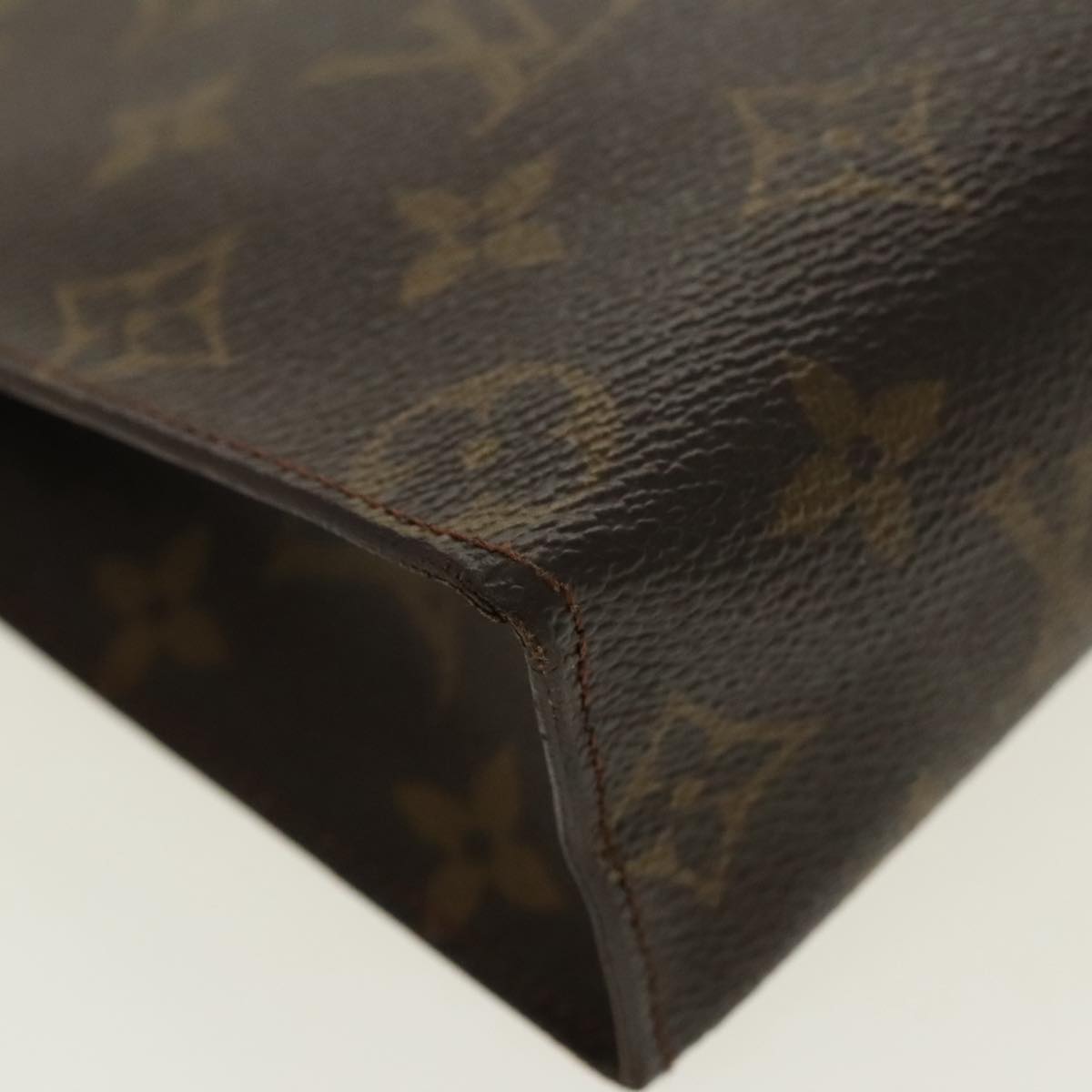 LOUIS VUITTON Monogram Poche Toilette 26 Pouch M47542 LV Auth 96370