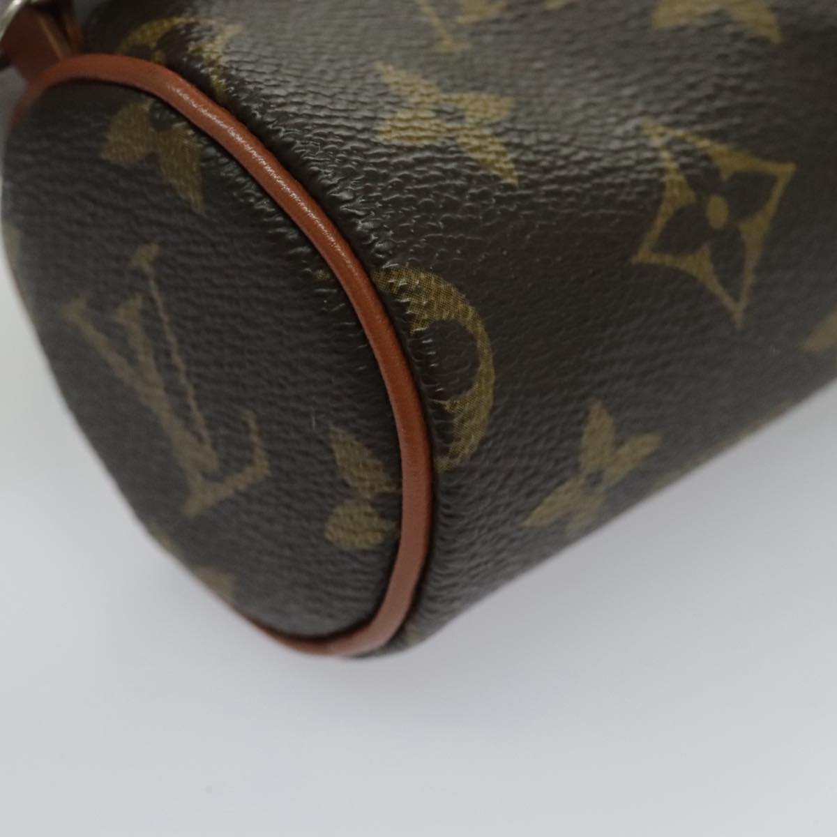 LOUIS VUITTON Monogram Papillon Pouch LV Auth 96390