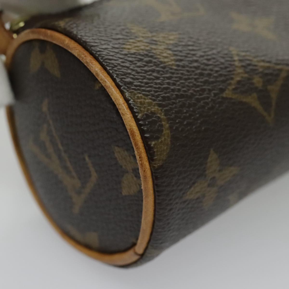 LOUIS VUITTON Monogram Papillon Pouch LV Auth 96391