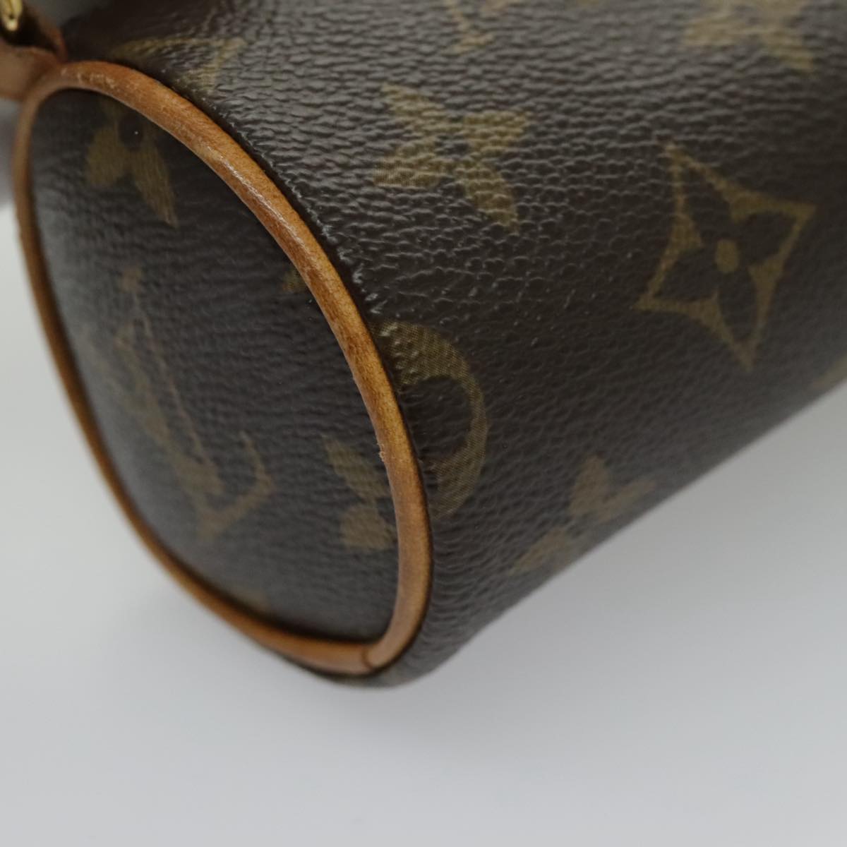 LOUIS VUITTON Monogram Papillon Pouch LV Auth 96391