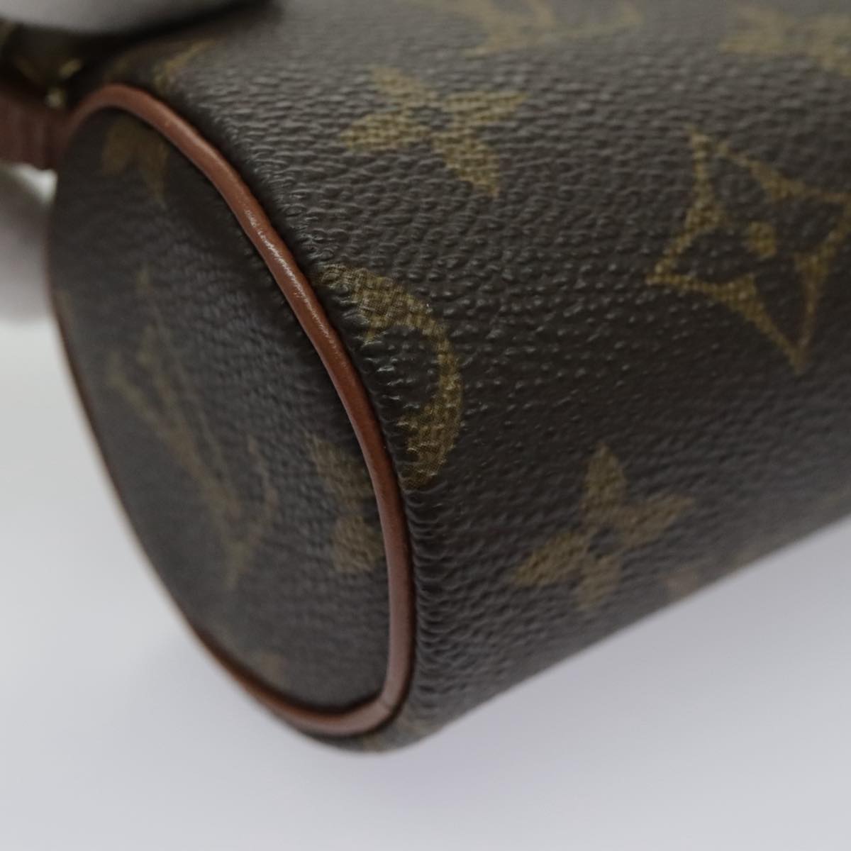 LOUIS VUITTON Monogram Papillon Pouch LV Auth 96444