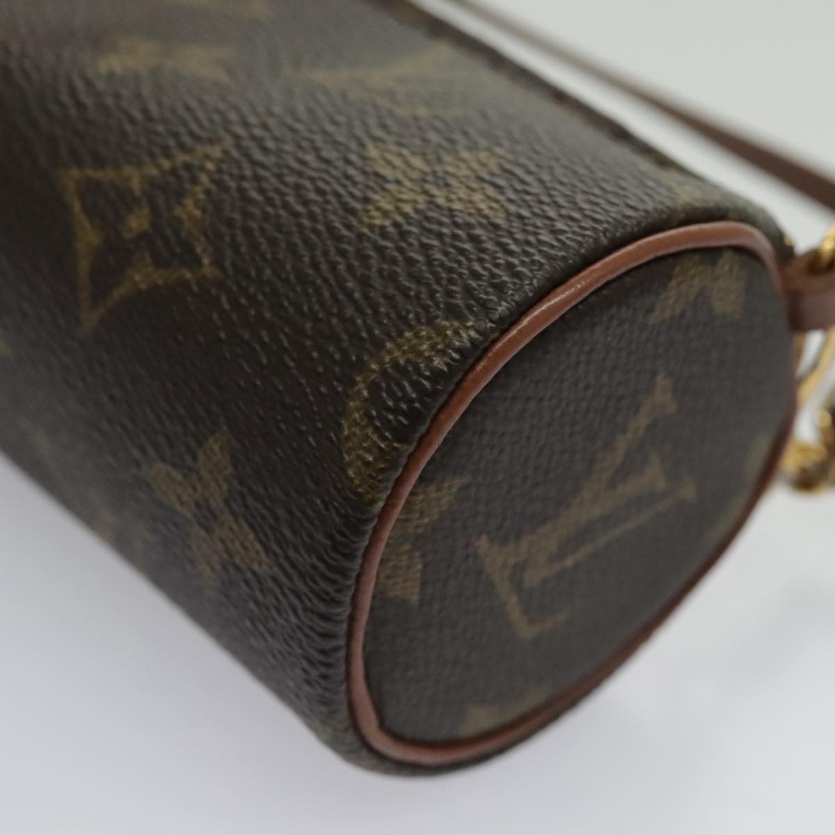 LOUIS VUITTON Monogram Papillon Pouch LV Auth 96444