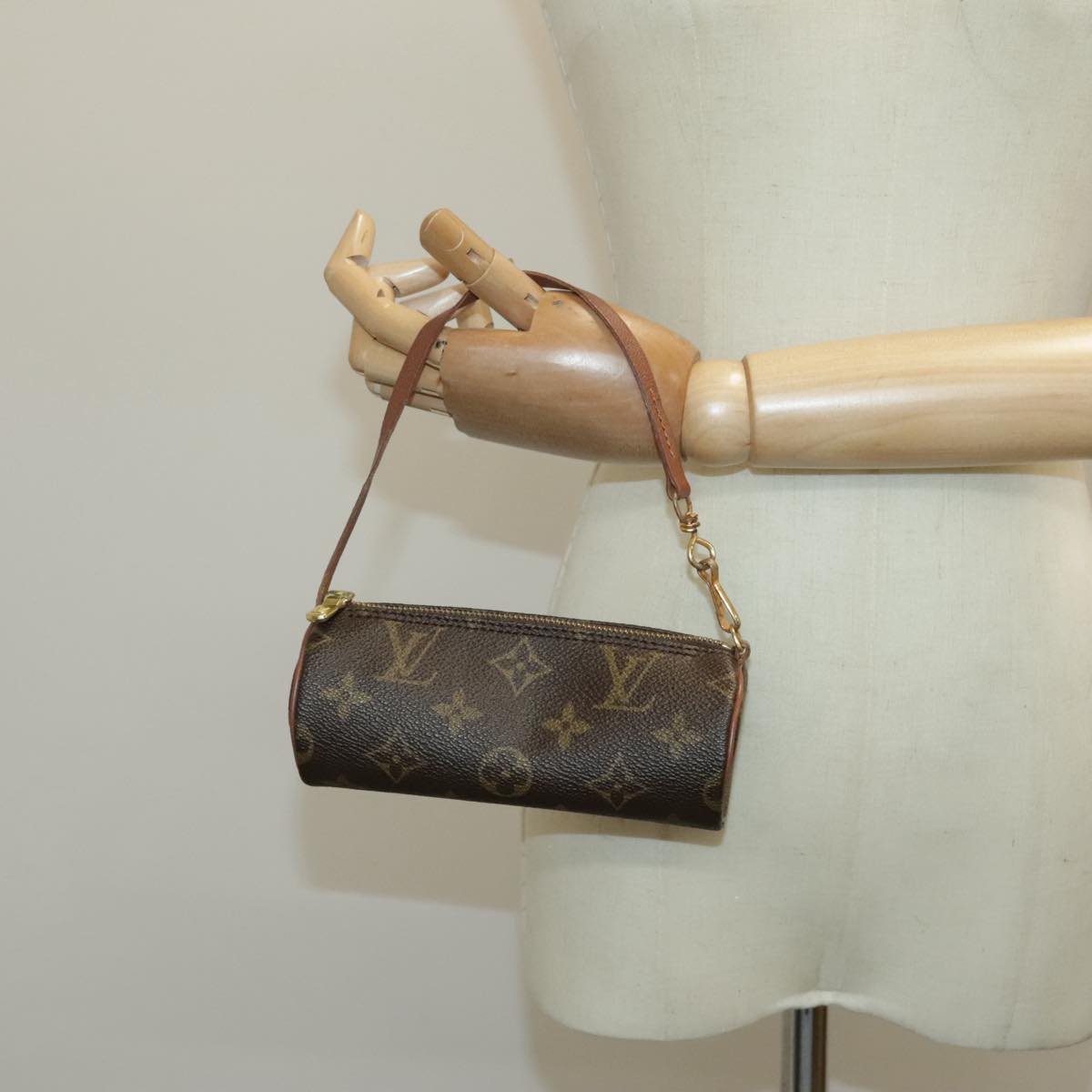 LOUIS VUITTON Monogram Papillon Pouch LV Auth 96444