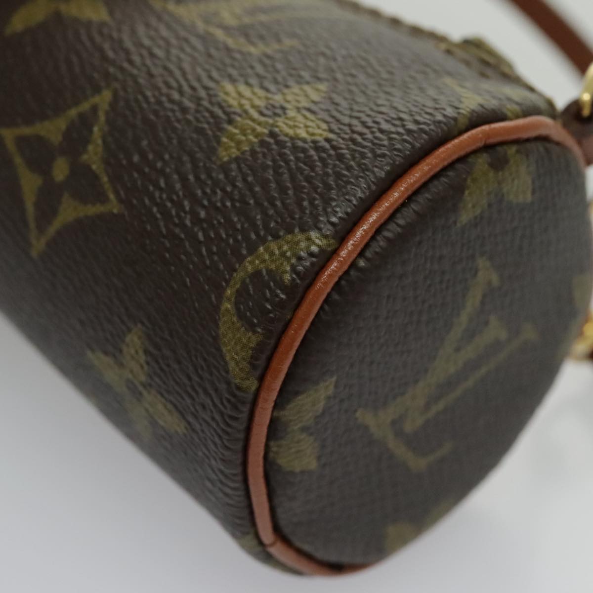 LOUIS VUITTON Monogram Papillon Pouch LV Auth 96474