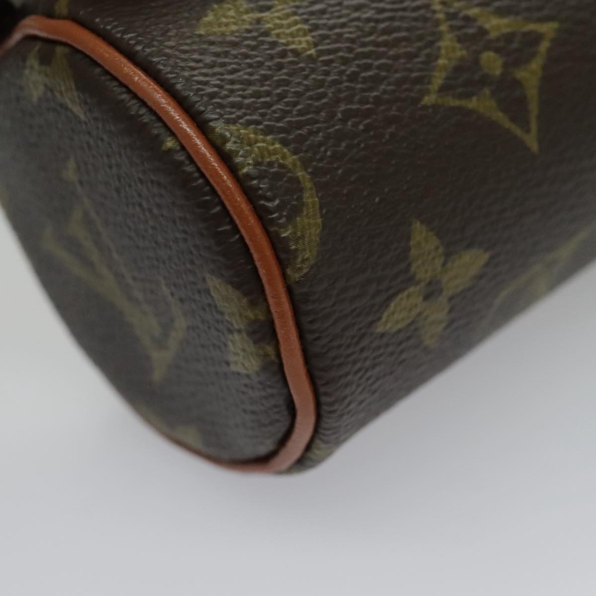 LOUIS VUITTON Monogram Papillon Pouch LV Auth 96474