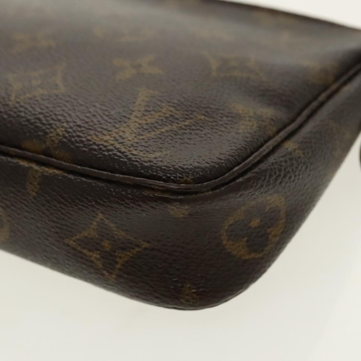 LOUIS VUITTON Monogram Pochette Accessoires Pouch M51980 LV Auth 96480