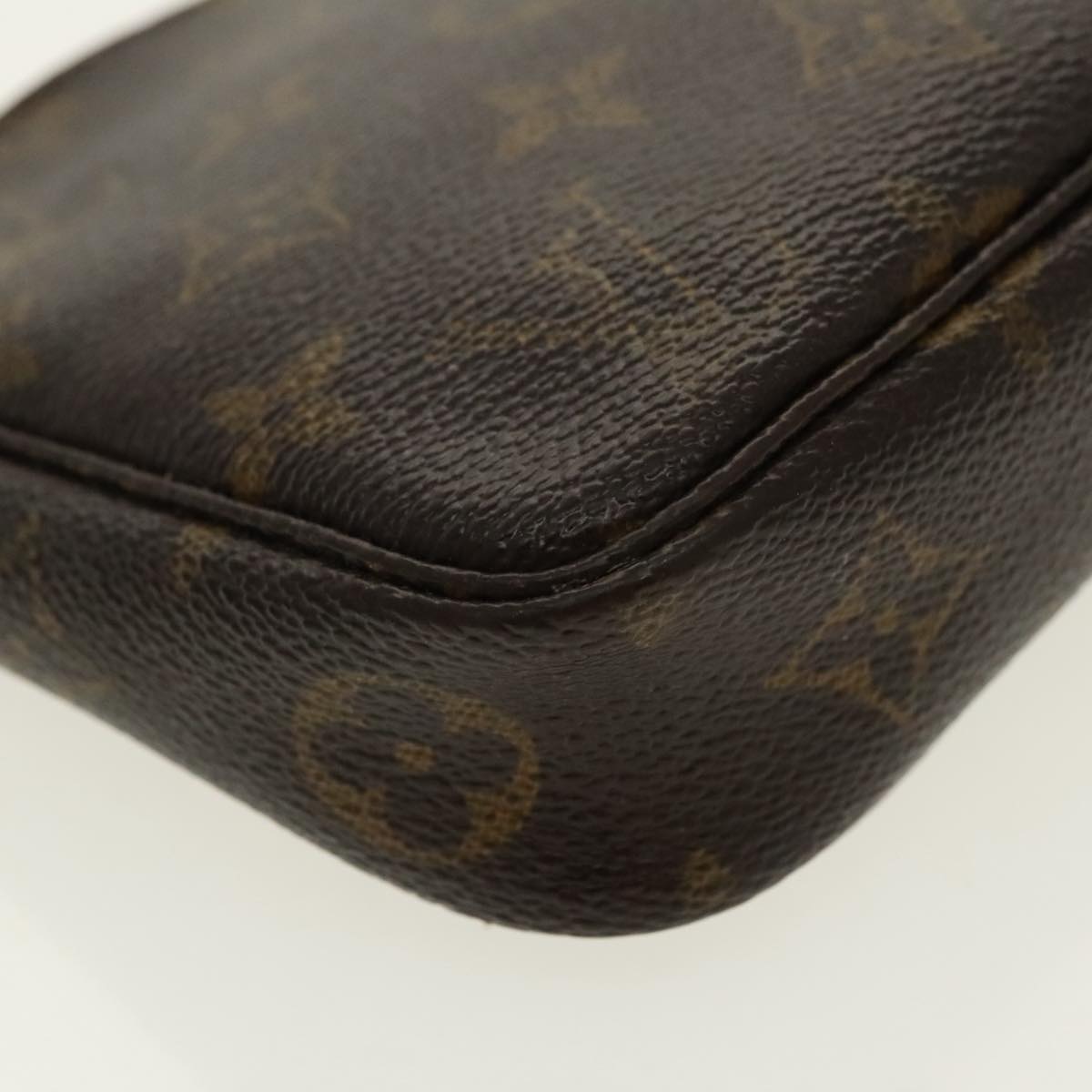 LOUIS VUITTON Monogram Pochette Accessoires Pouch M51980 LV Auth 96480