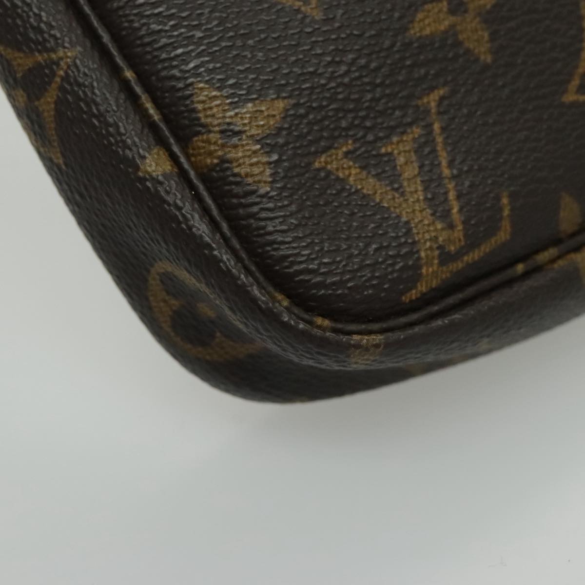 LOUIS VUITTON Monogram Pochette Accessoires Pouch M51980 LV Auth 96494