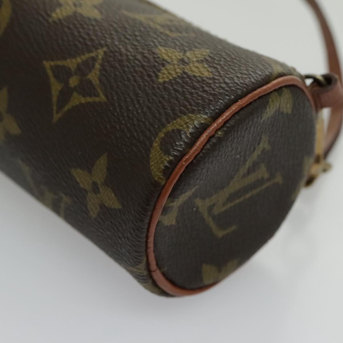 LOUIS VUITTON Monogram Papillon Pouch LV Auth 96496