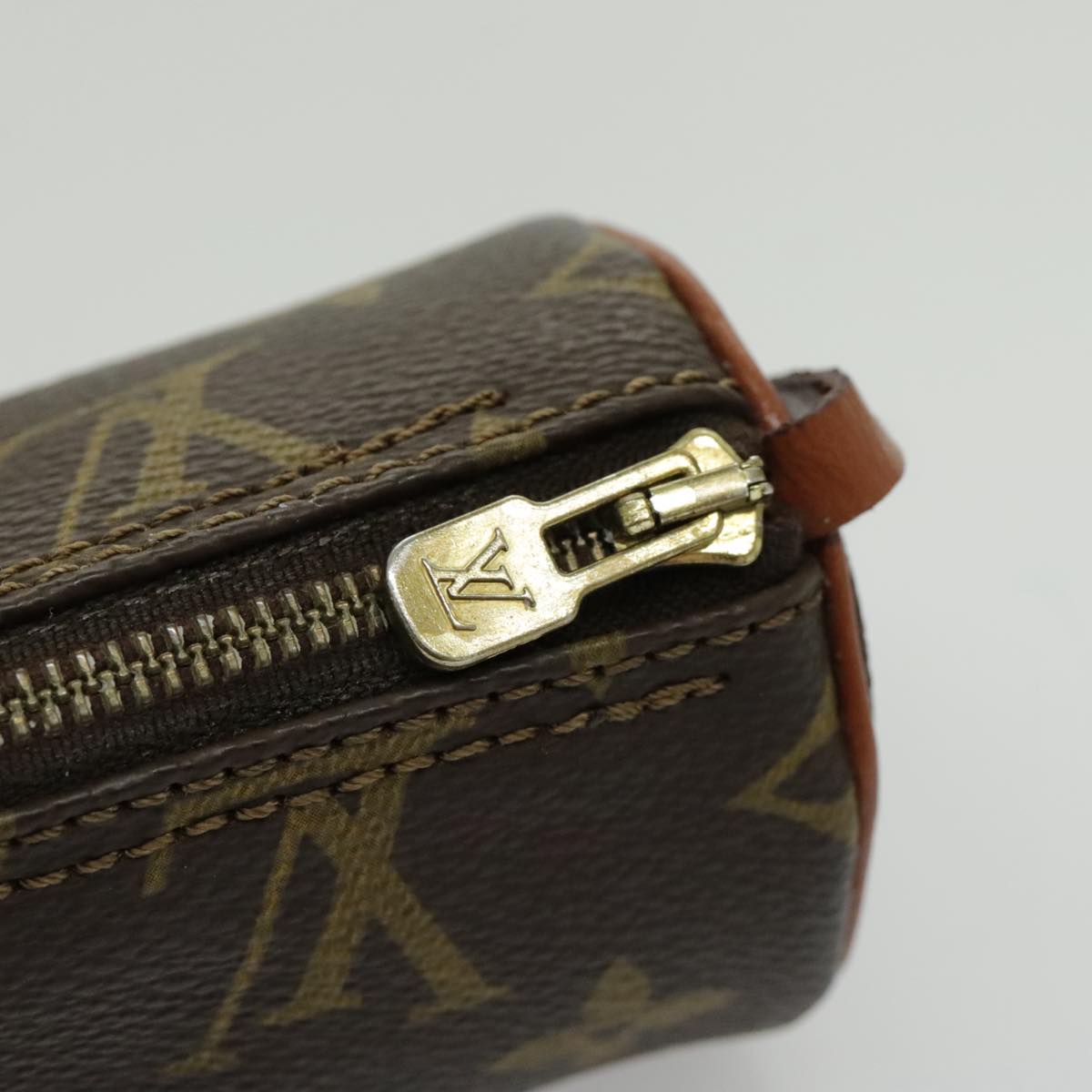 LOUIS VUITTON Monogram Papillon Pouch LV Auth 96496