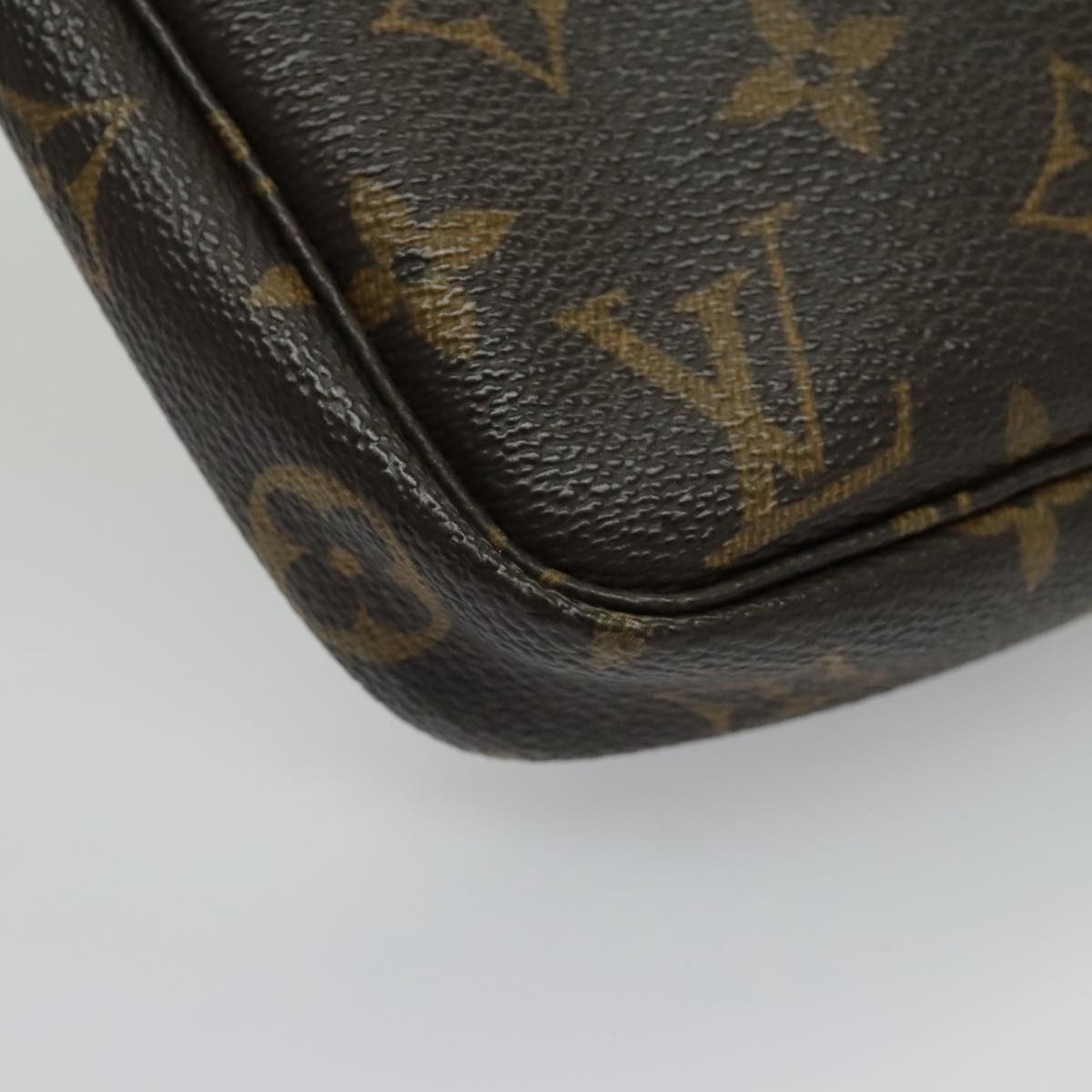 LOUIS VUITTON Monogram Pochette Accessoires Pouch M51980 LV Auth 96499