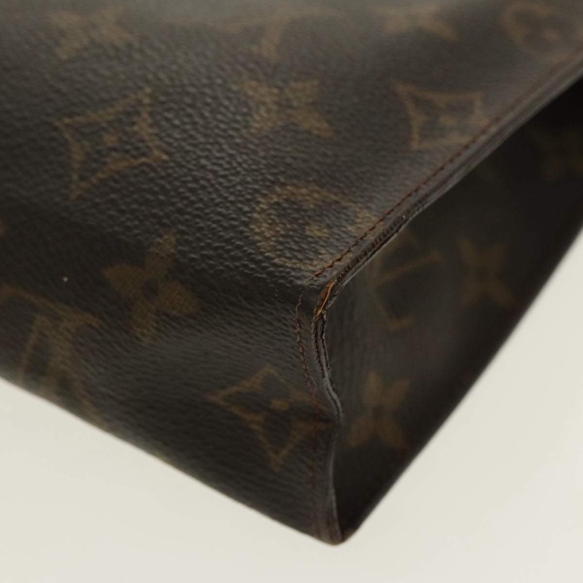 LOUIS VUITTON Monogram Poche Toilette 26 Pouch M47542 LV Auth 96504