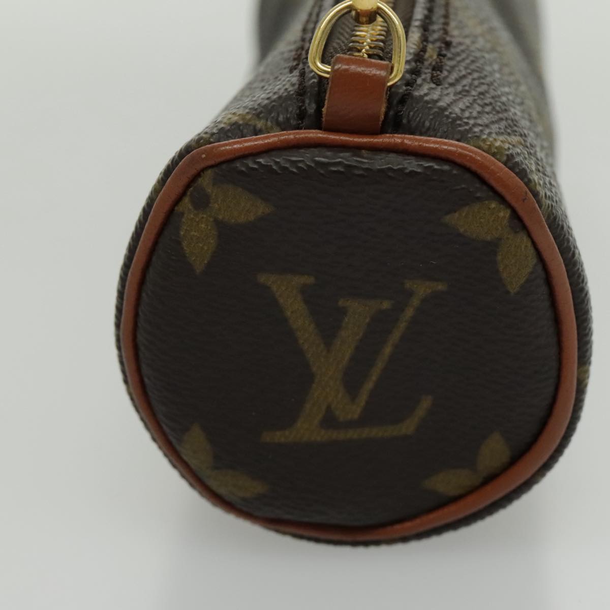 LOUIS VUITTON Monogram Papillon Pouch LV Auth 96506