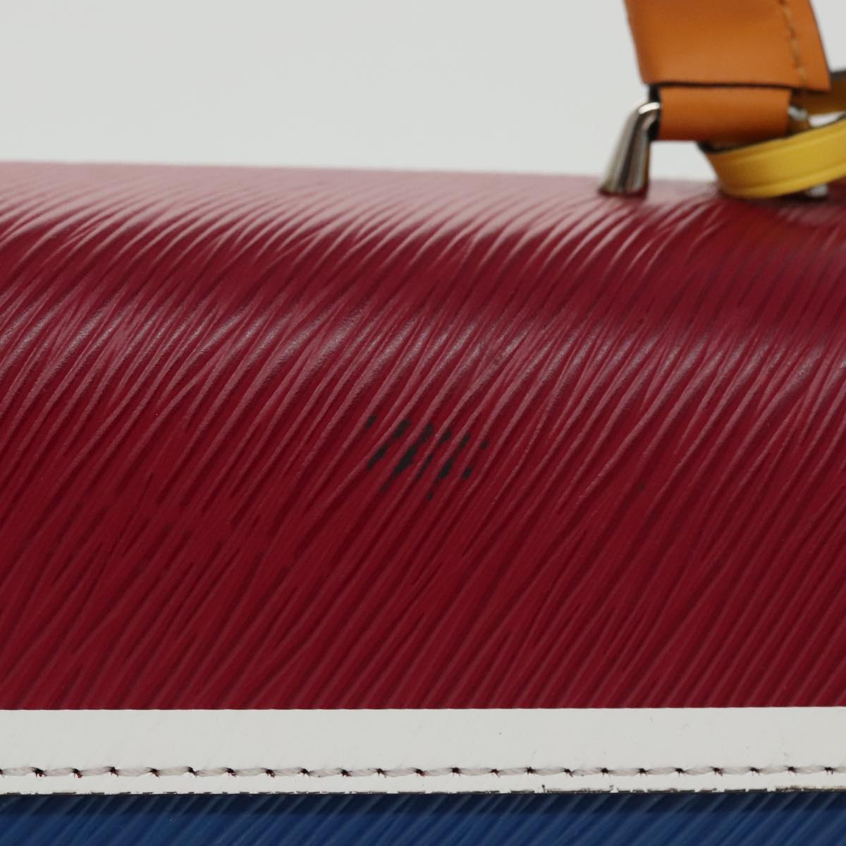 LOUIS VUITTON Epi Peace Love Twist MM Hand Bag Red Blue M52513 LV Auth 96510S