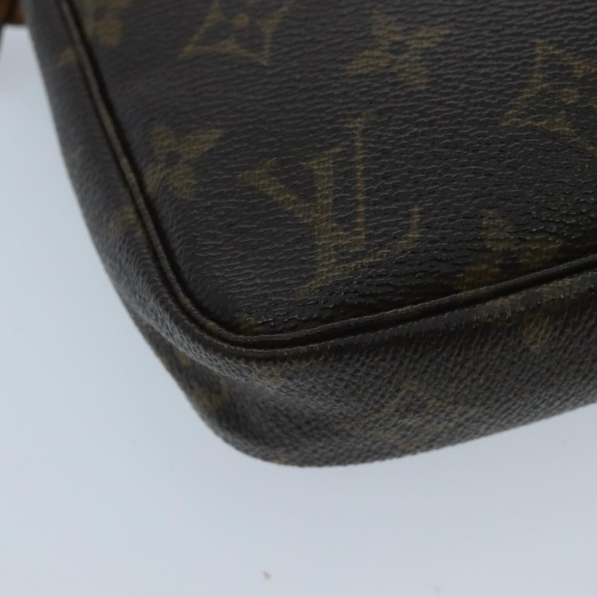 LOUIS VUITTON Monogram Pochette Accessoires Pouch M51980 LV Auth 96531