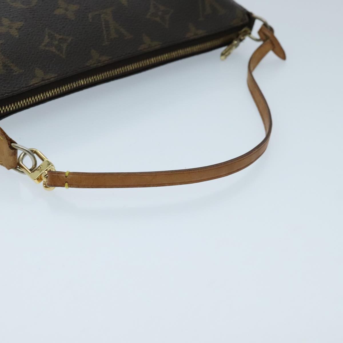 LOUIS VUITTON Monogram Pochette Accessoires Pouch M51980 LV Auth 96531