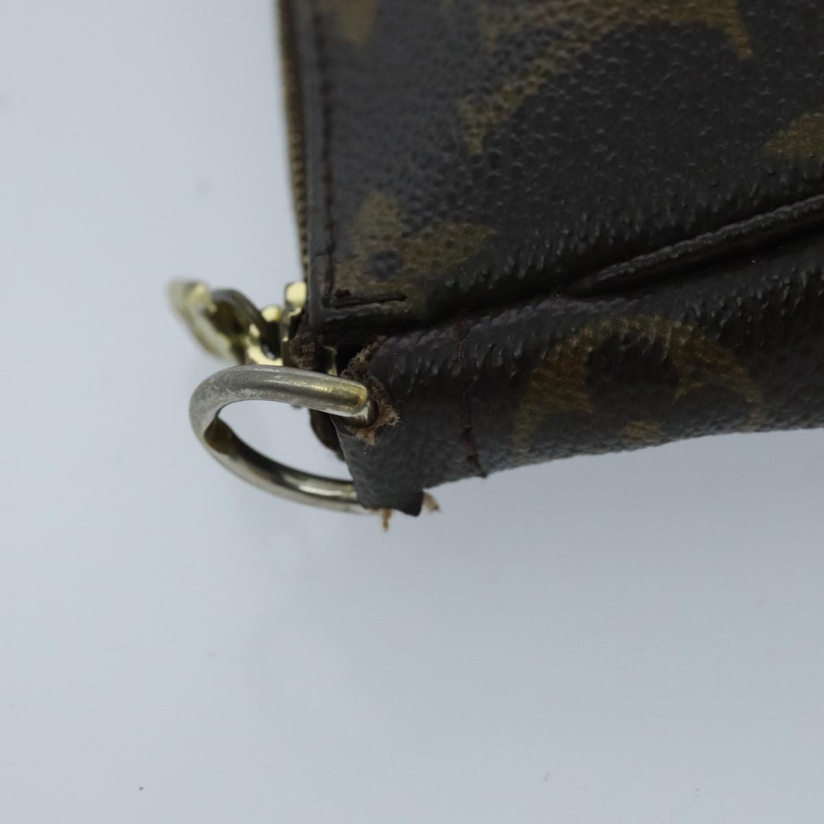 LOUIS VUITTON Monogram Pochette Accessoires Pouch M51980 LV Auth 96532