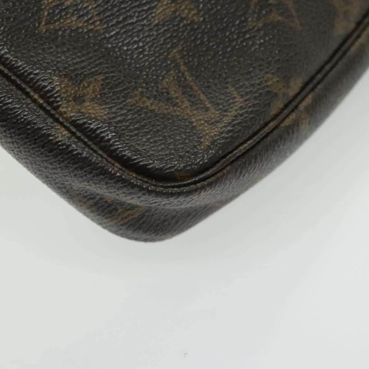 LOUIS VUITTON Monogram Pochette Accessoires Pouch M51980 LV Auth 96638