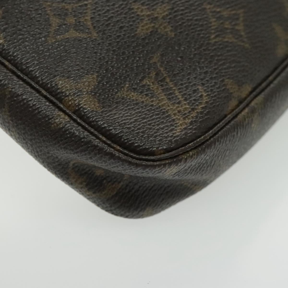 LOUIS VUITTON Monogram Pochette Accessoires Pouch M51980 LV Auth 96638