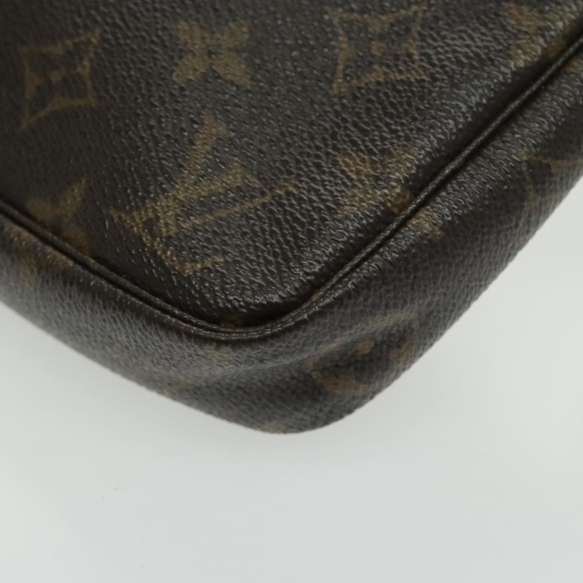 LOUIS VUITTON Monogram Pochette Accessoires Pouch M51980 LV Auth 96638