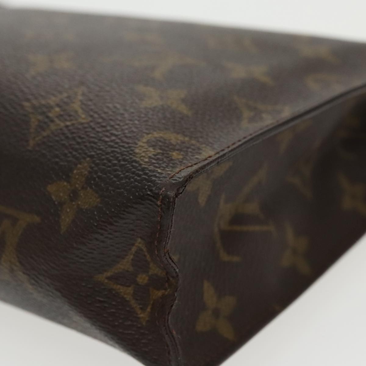 LOUIS VUITTON Monogram Poche Toilette 26 Pouch M47542 LV Auth 96681