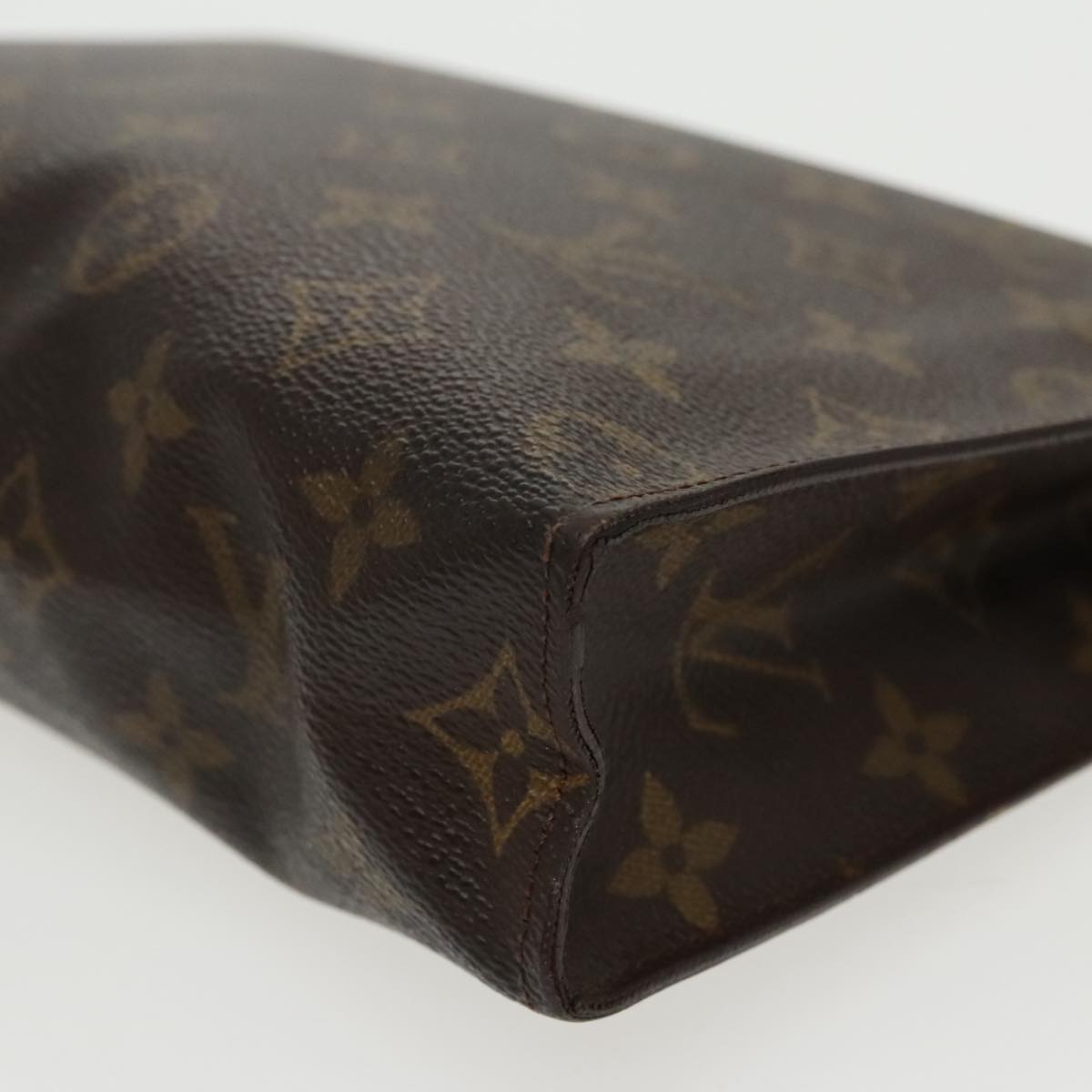 LOUIS VUITTON Monogram Poche Toilette 26 Pouch M47542 LV Auth 96681