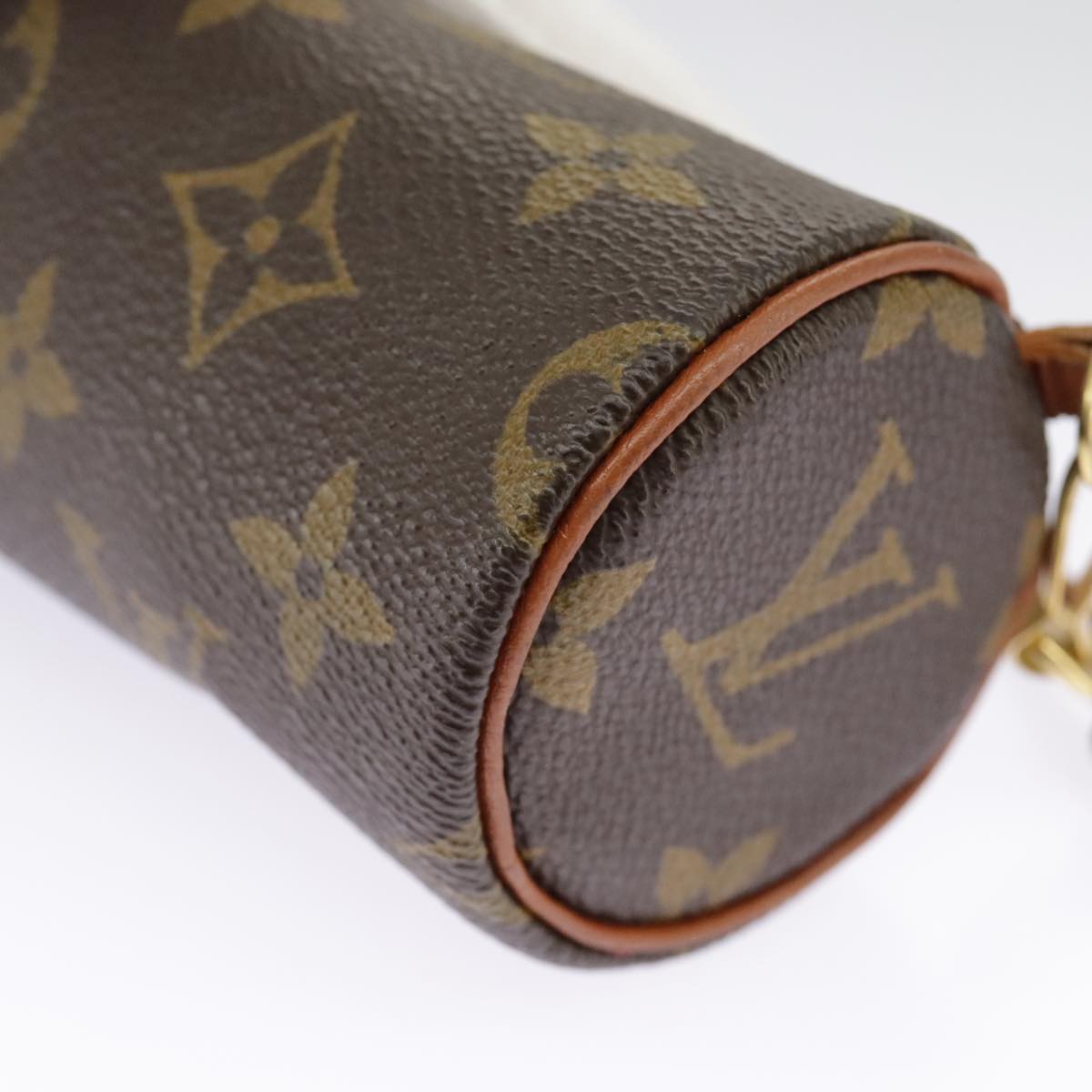 LOUIS VUITTON Monogram Papillon Pouch Pouch LV Auth 96858