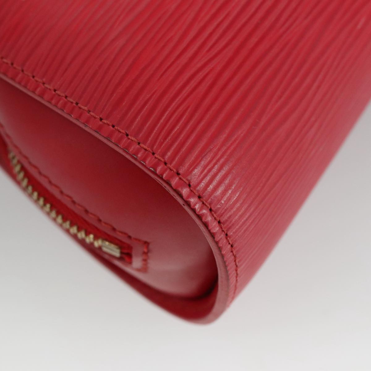 LOUIS VUITTON Epi Dauphine PM Pouch Castilian Red M48447 LV Auth 96892