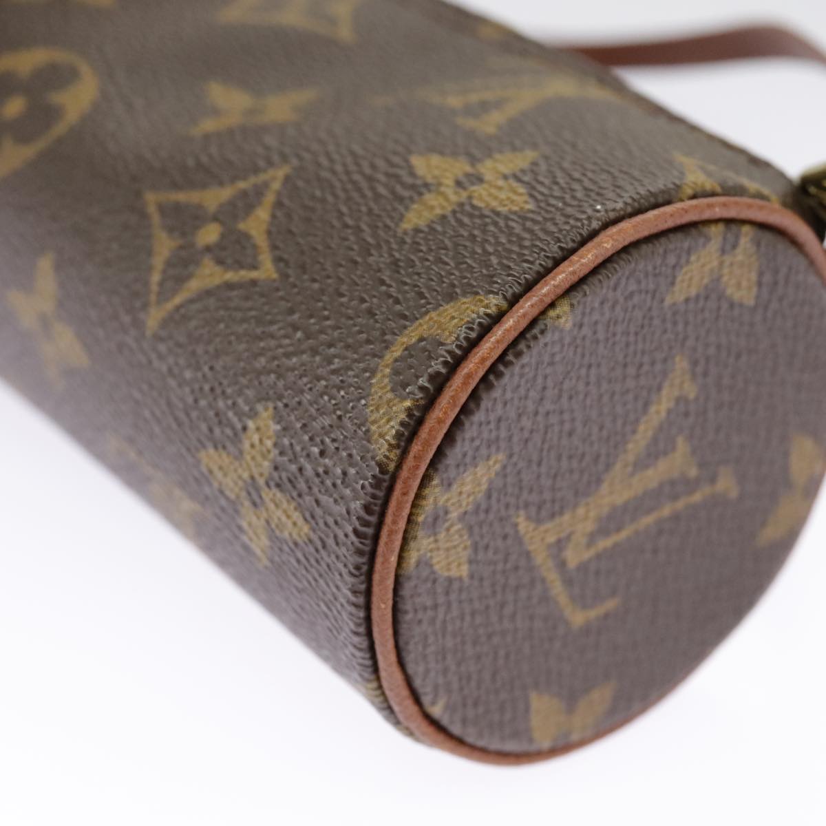 LOUIS VUITTON Monogram Papillon Pouch LV Auth 96901