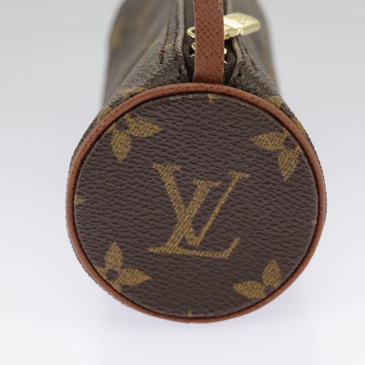 LOUIS VUITTON Monogram Papillon Pouch LV Auth 96901