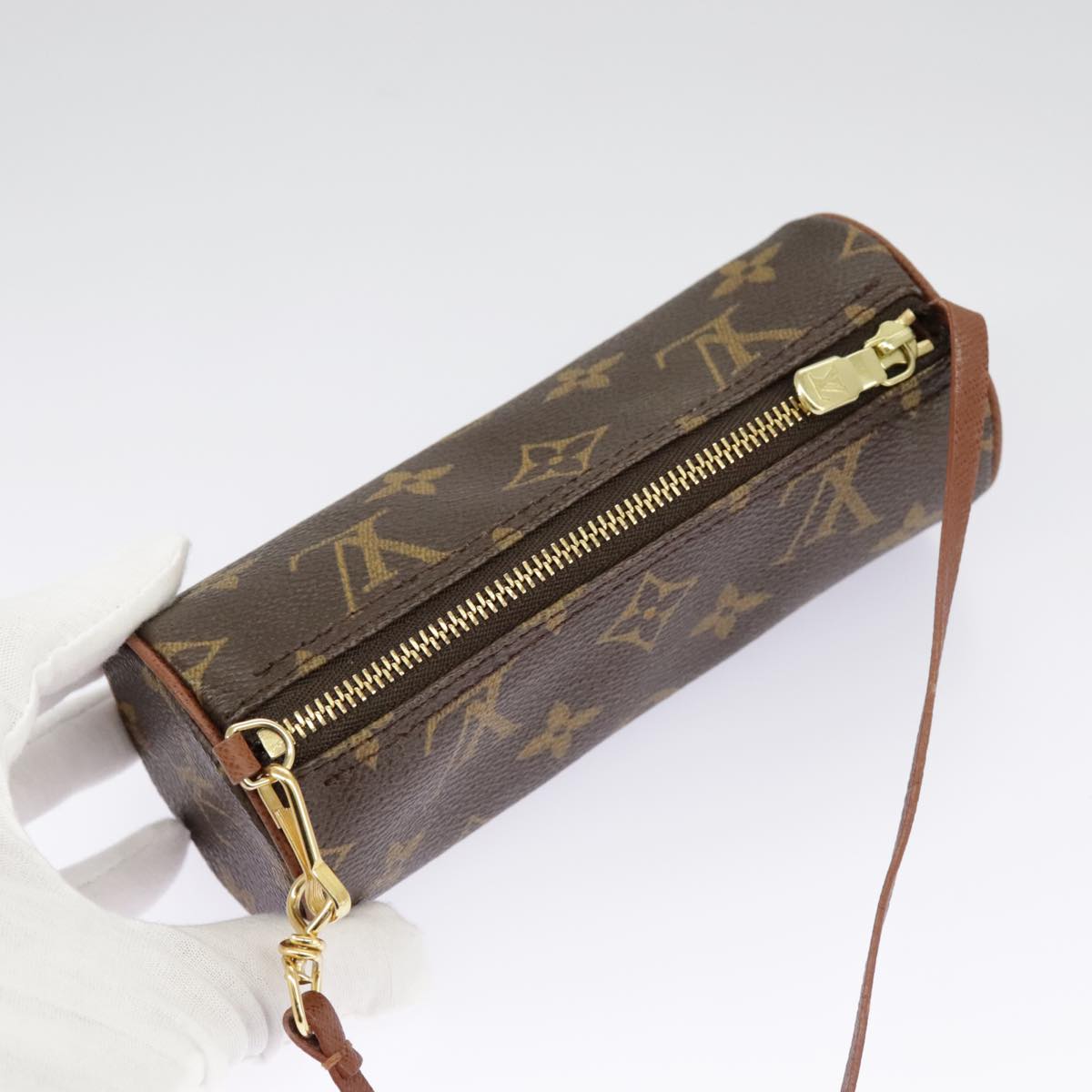 LOUIS VUITTON Monogram Papillon Pouch LV Auth 96901