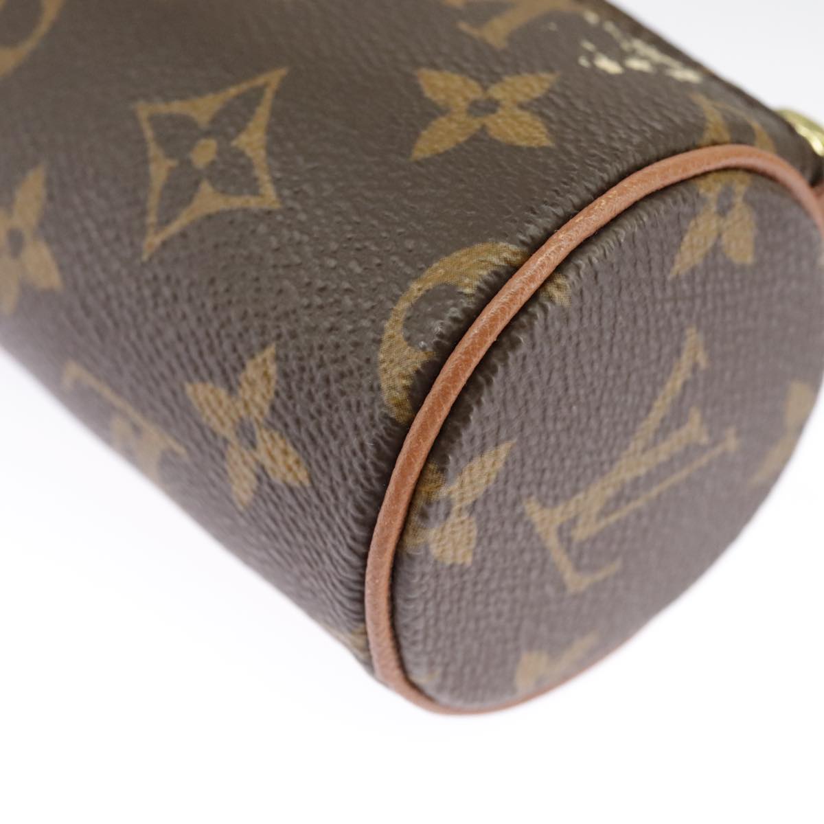 LOUIS VUITTON Monogram Papillon Pouch LV Auth 96902