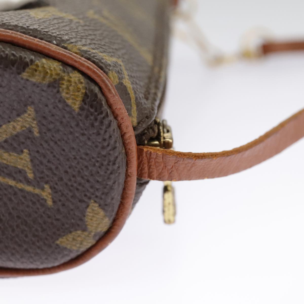 LOUIS VUITTON Monogram Papillon Pouch Pouch LV Auth 96903