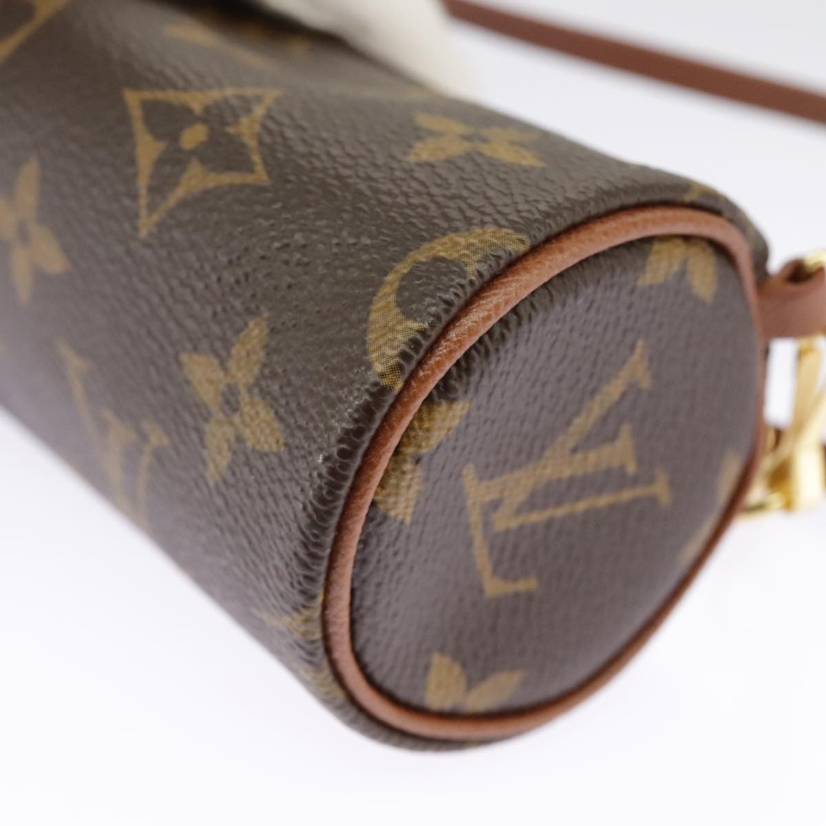 LOUIS VUITTON Monogram Papillon Pouch Pouch LV Auth 96904