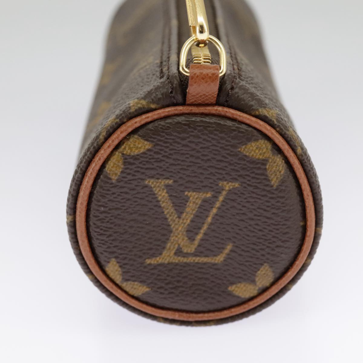 LOUIS VUITTON Monogram Papillon Pouch Pouch LV Auth 96904