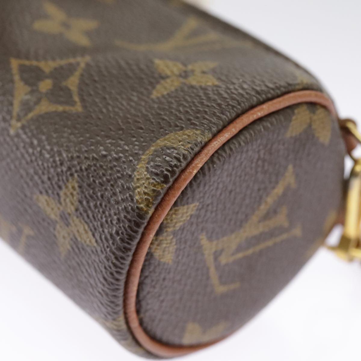 LOUIS VUITTON Monogram Papillon Pouch LV Auth 96905