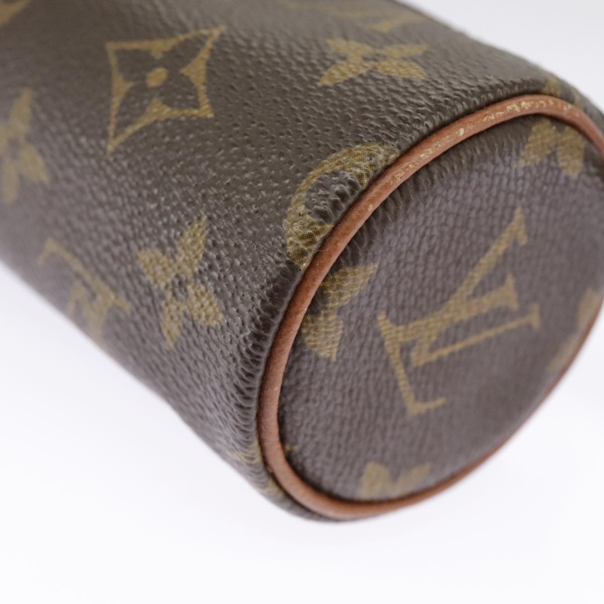 LOUIS VUITTON Monogram Papillon Pouch LV Auth 96905