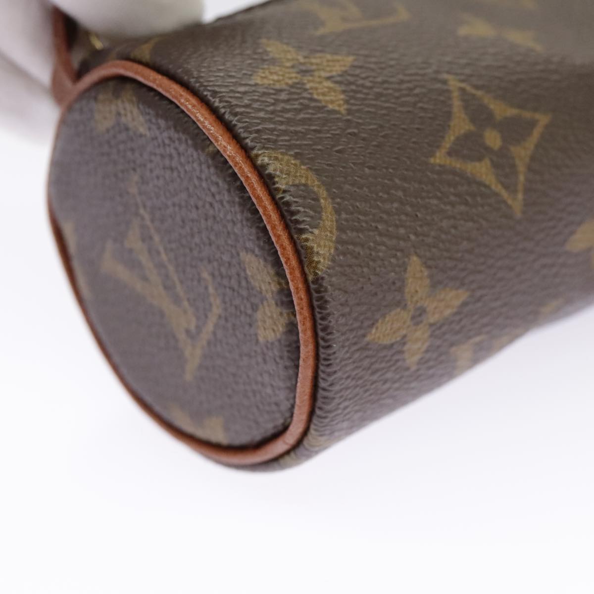 LOUIS VUITTON Monogram Papillon Pouch Pouch LV Auth 96906