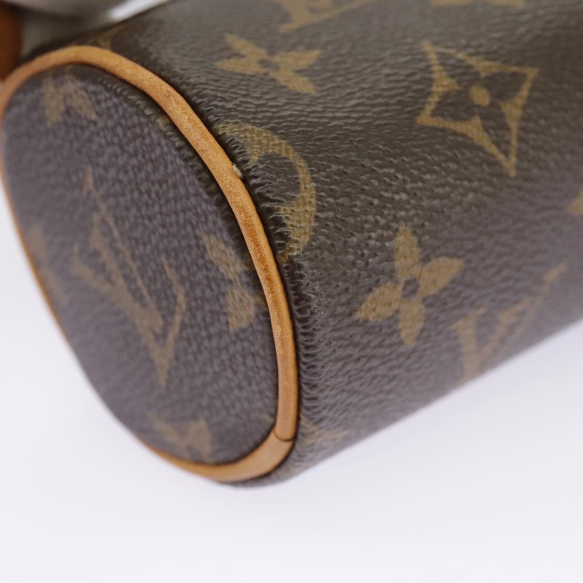 LOUIS VUITTON Monogram Papillon Pouch LV Auth 96907