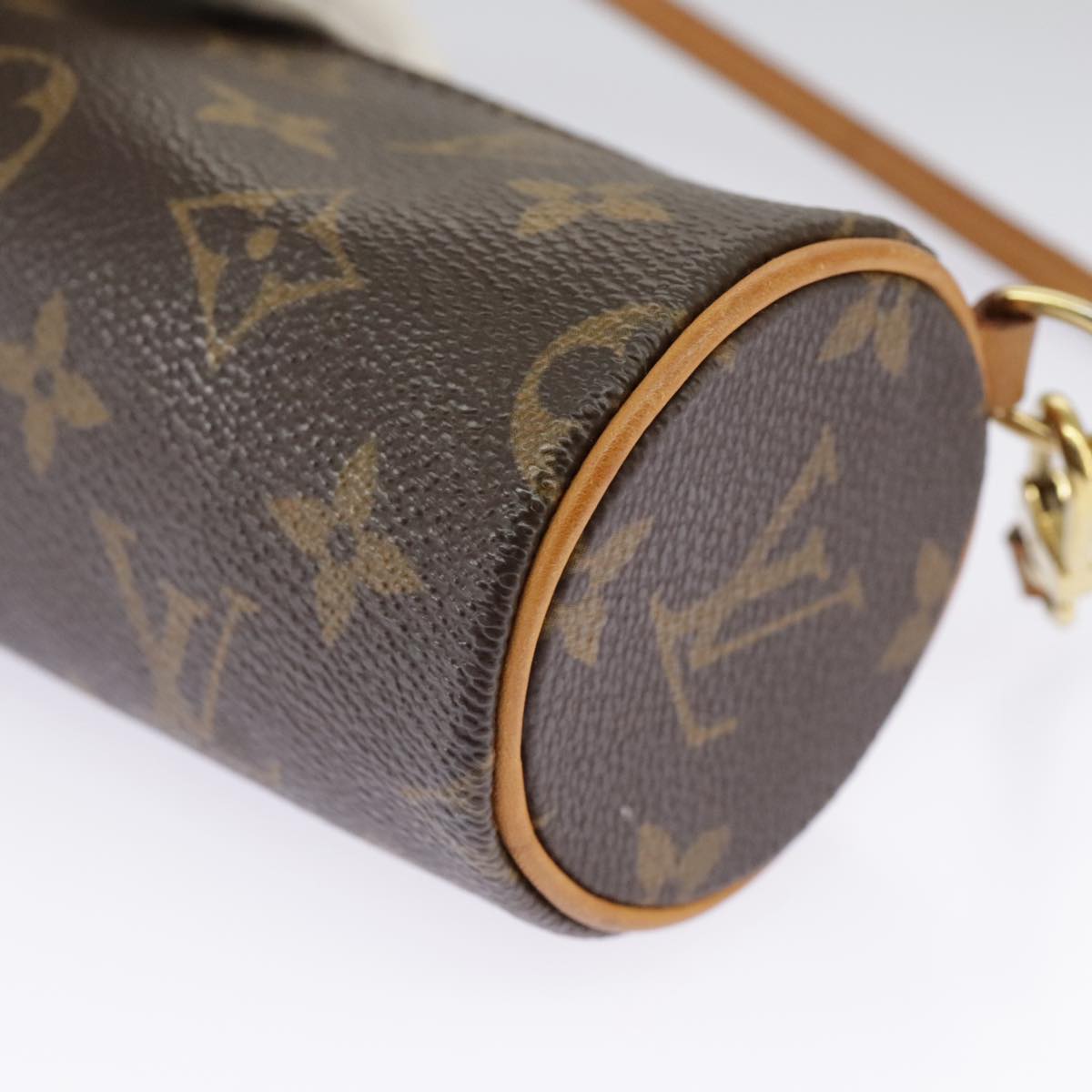 LOUIS VUITTON Monogram Papillon Pouch LV Auth 96907