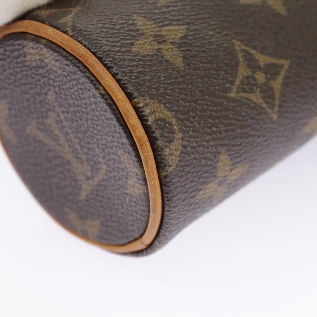 LOUIS VUITTON Monogram Papillon Pouch LV Auth 96907