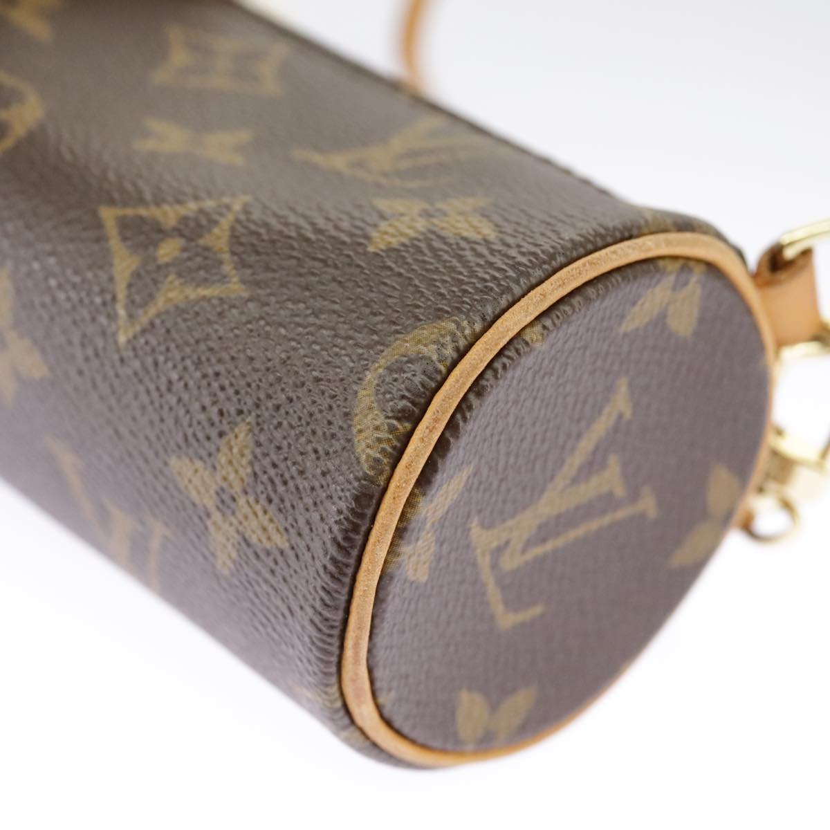 LOUIS VUITTON Monogram Papillon Pouch Pouch LV Auth 96910