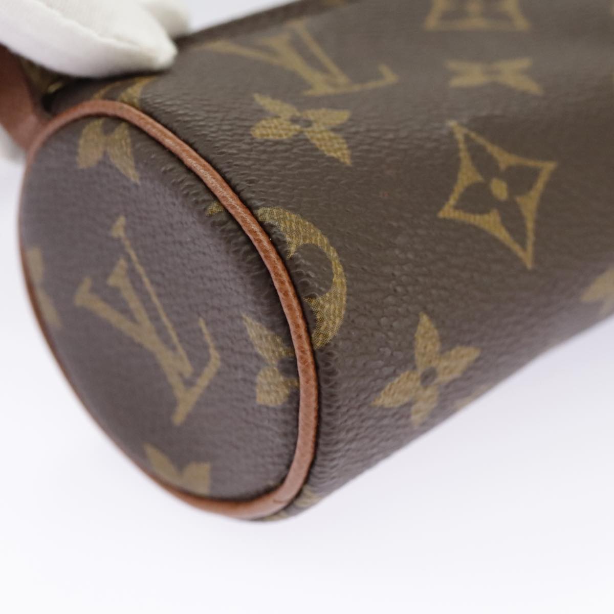 LOUIS VUITTON Monogram Papillon Pouch Pouch LV Auth 96911