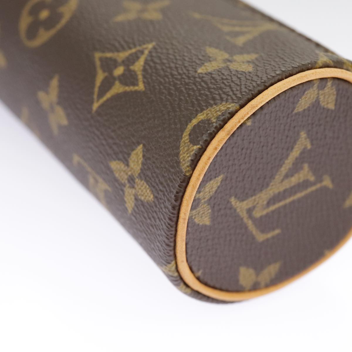 LOUIS VUITTON Monogram Papillon Pouch LV Auth 96912