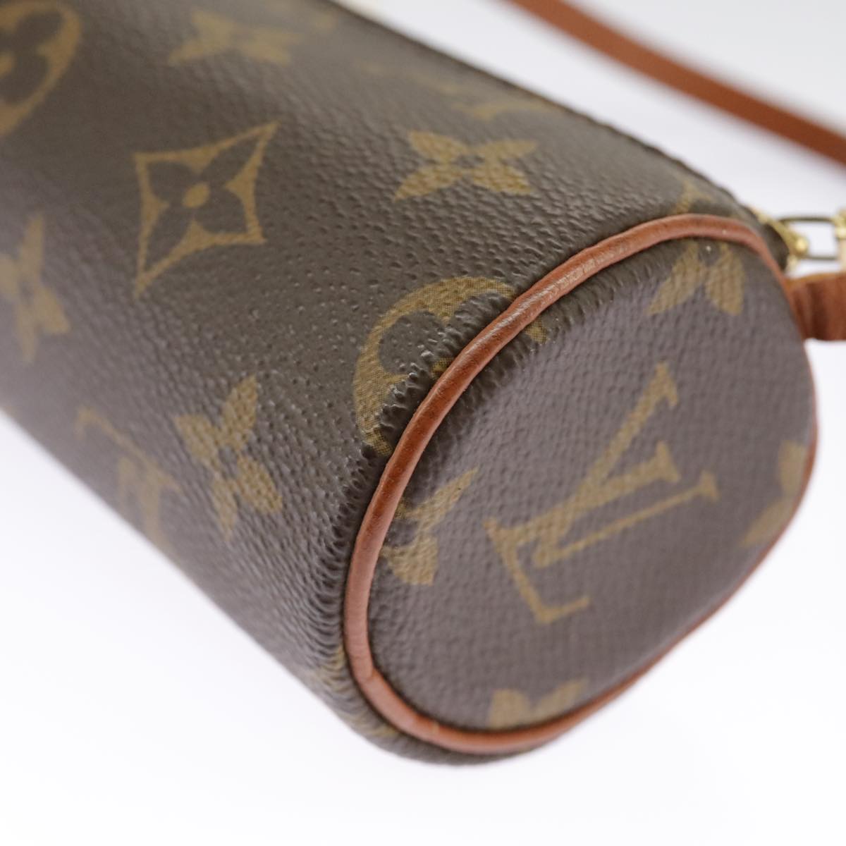 LOUIS VUITTON Monogram Papillon Pouch LV Auth 96927