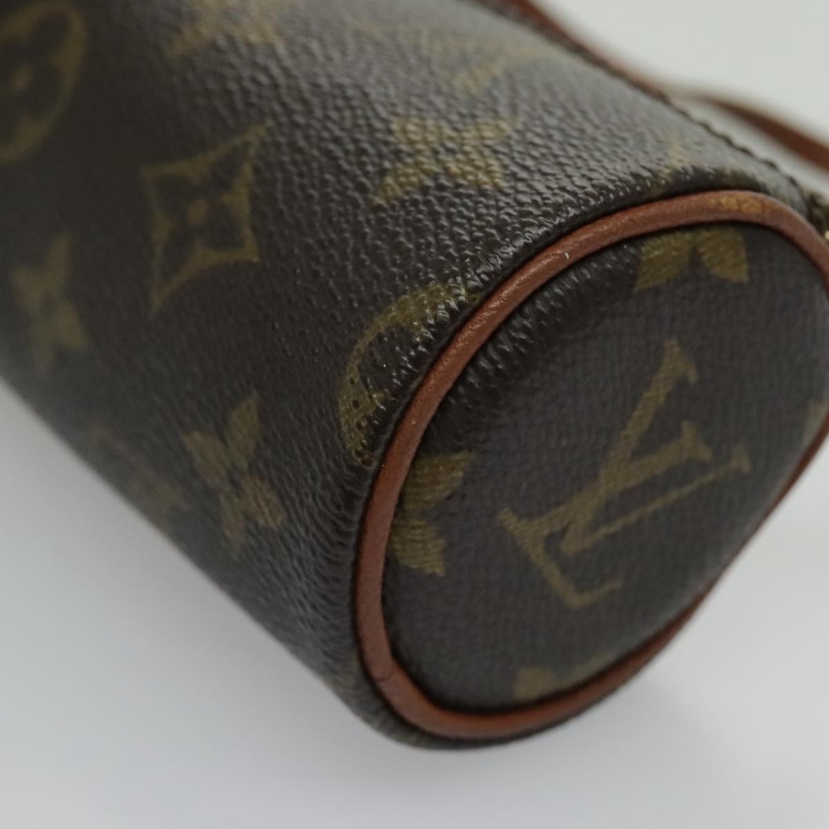 LOUIS VUITTON Monogram Papillon Pouch LV Auth 97093